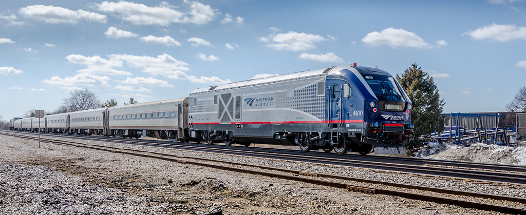 usa-amtrak-hiawatha