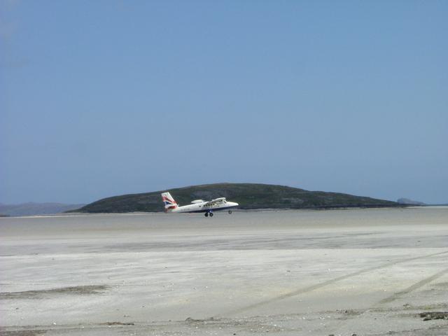 A Twin Otter touches down at Barra Airport