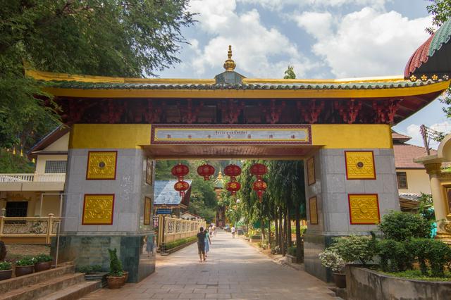 Tiger Cave Temple (Wat Tham Sua)