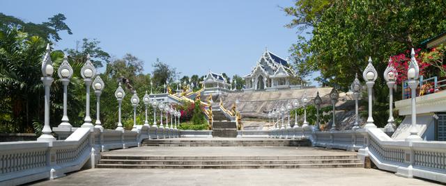 Wat Kaew Korawaram temple