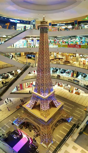 One of the halls inside Terminal 21 Shopping Mall