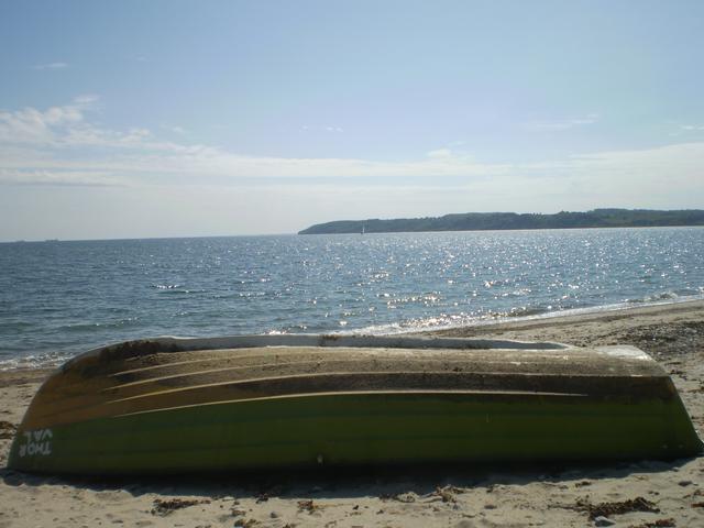 A view from Skærbæk Beach, Fredericia (June 2006).