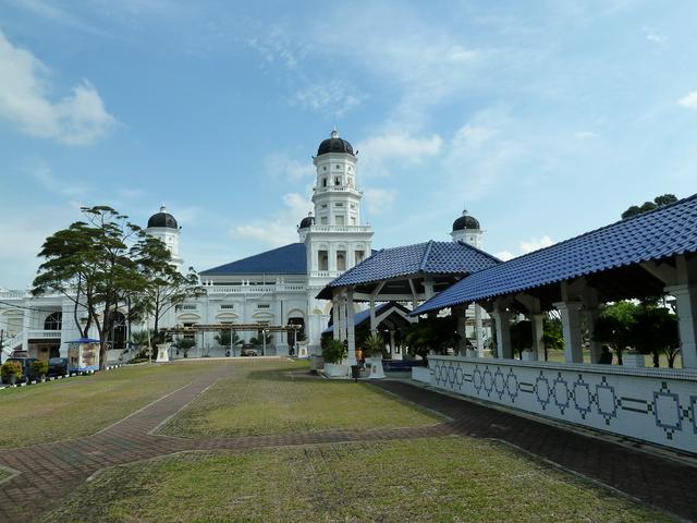 Sultan Abu Bakar State Mosque