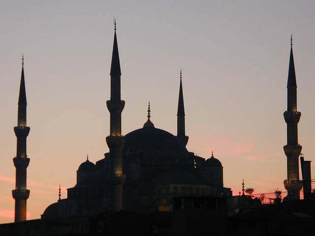 Sultan Ahmet Mosque at dusk