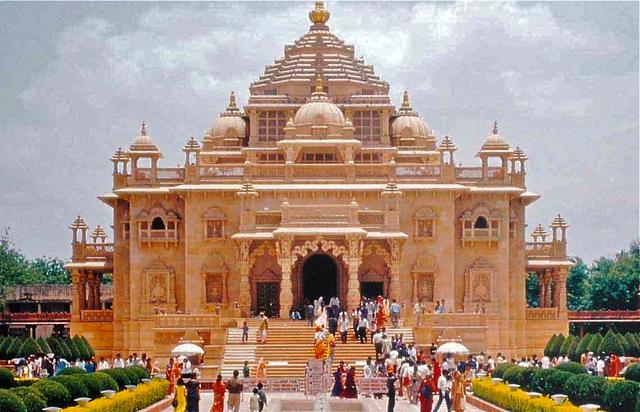 Akhshardham Temple