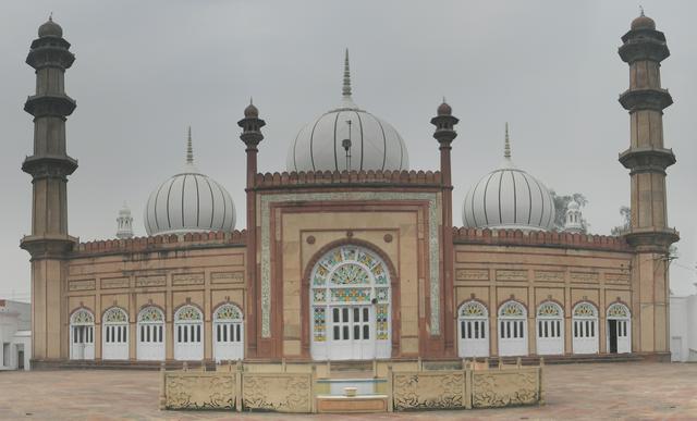 Jama Masjid on the campus of Aligarh Muslim University