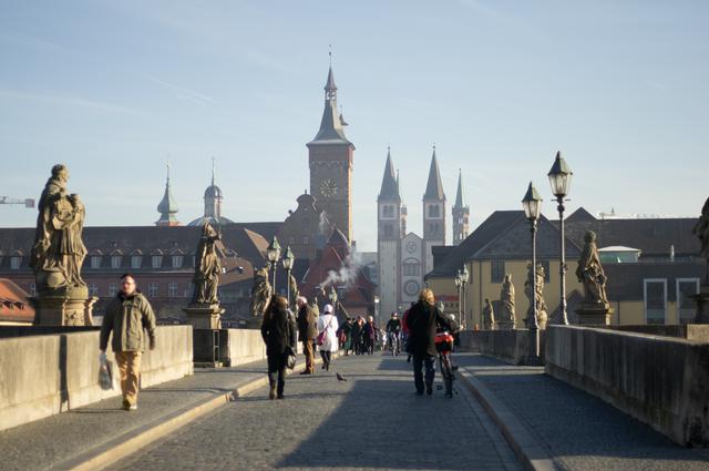 The Old Main Bridge, overlooking downtown Würzburg.