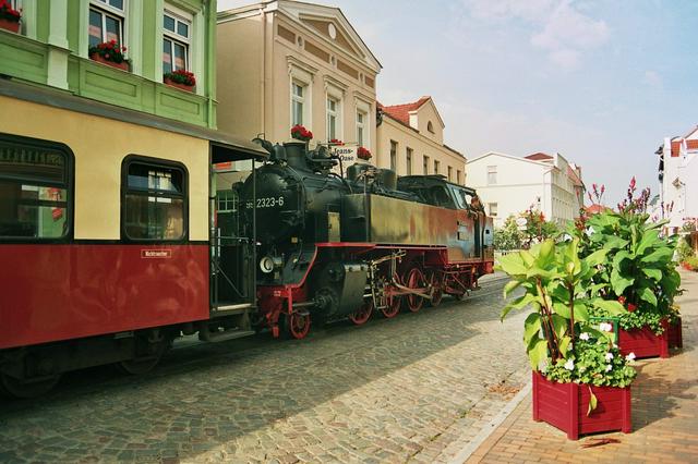 narrow-gauge "Molli"-railway in the streets of Bad Doberan.