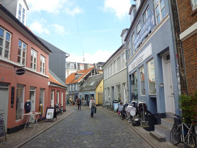 Shopping in the Latin Quarter.
