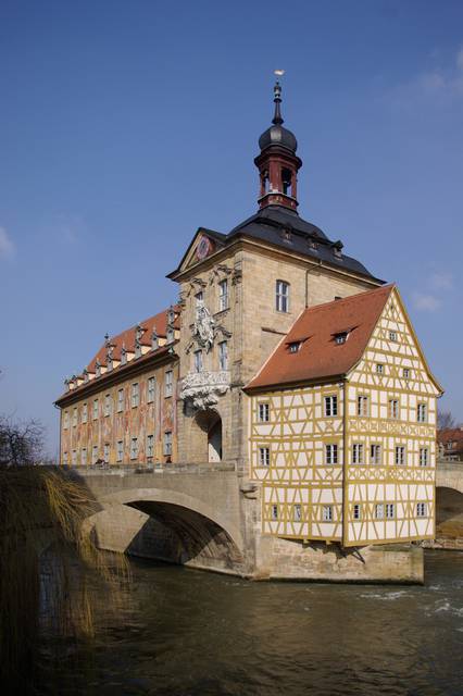 Altes Rathaus (old townhall) over the river