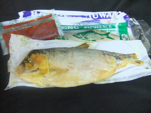 Semarang's famous soft-boned milkfish, hand-carried across the archipelago