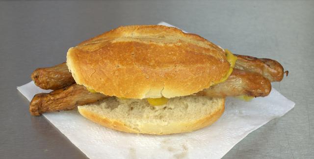 The traditional pair of Bayreuther Bratwürste in a bread roll, as sold around the city center.