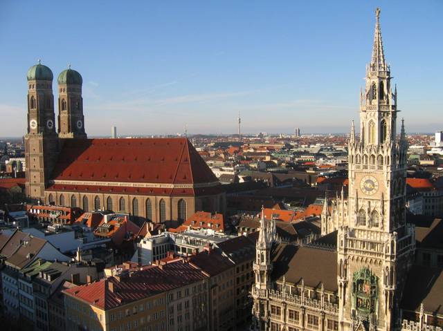 Munich Cathedral (Frauenkirche) and New City Hall (Neues Rathaus)