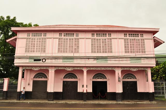 Bernandino Jalandoni Ancestral House, also called the Pink House