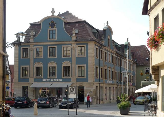 Blue House with pharmacy museum