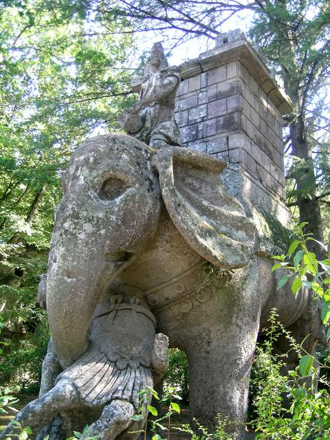 The stone elephant