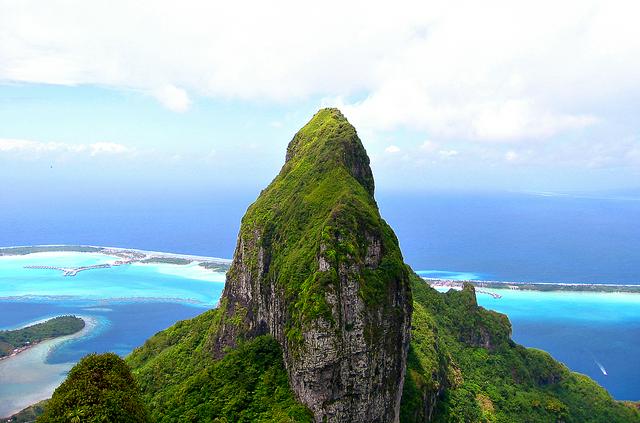 Mt. Otemanu as seen from Mt. Pahia