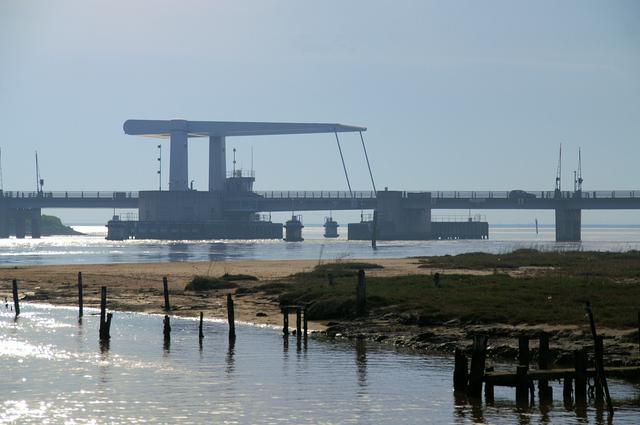 Breydon Bridge1