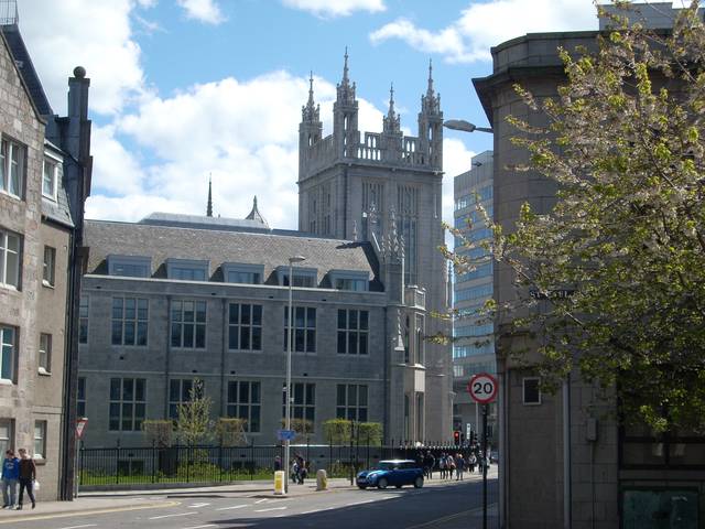 Gallowgate, looking toward Broad Street and corner of Marischal College