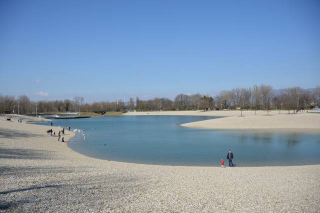 Bundek Lake