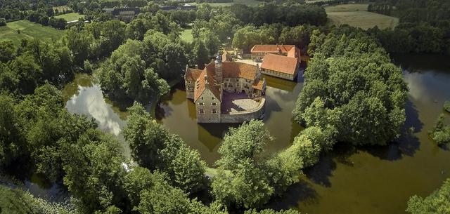 Aerial view of Vischering Castle