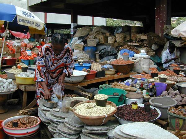 Market Mfoundi, Yaoundé, Cameroon.