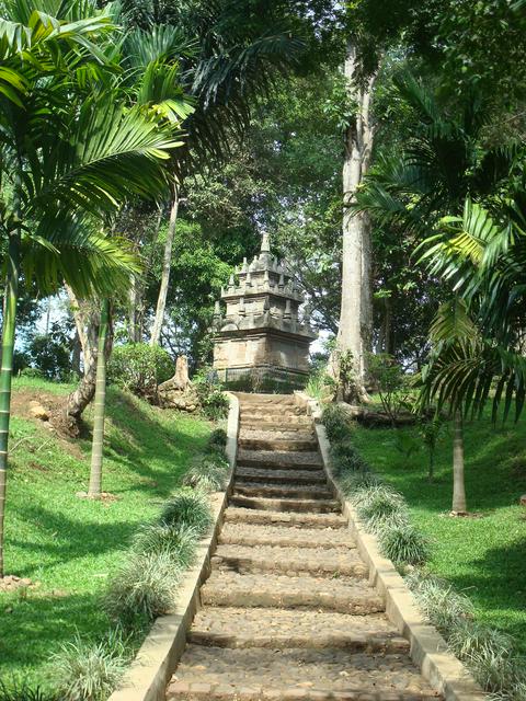 Cangkuang temple.