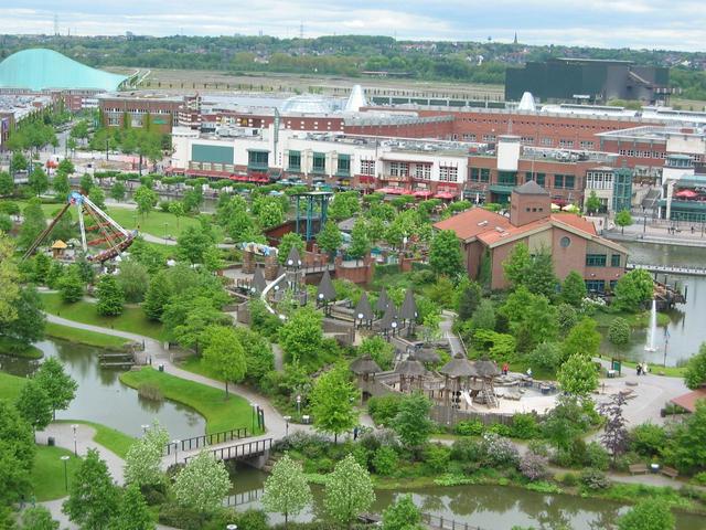 The Centr.O Park. The Centro-mall is in the background