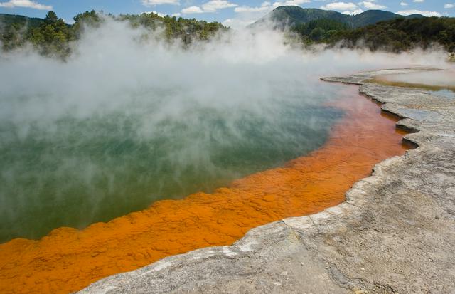 The Champagne Pool at Waiotapu ("Sacred Waters") thermal area, near Rotorua