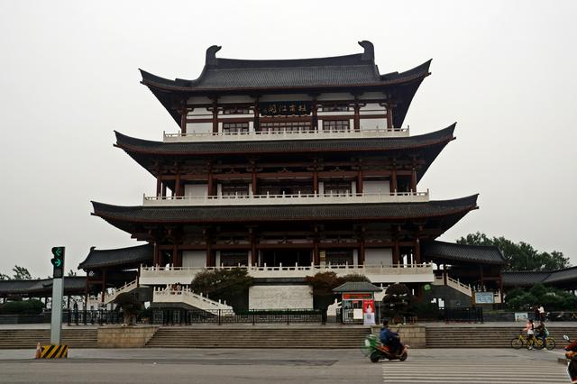 Dufu Pavilion near the river