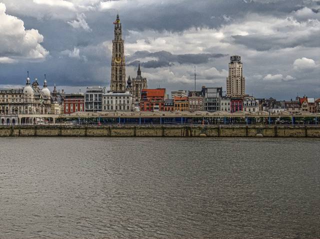 ...for vistas of Antwerp from the left bank