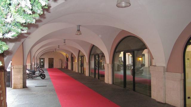 Porticos in Corsia del Gambero