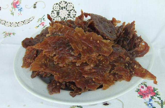 dendeng sapi dari: beef jerky