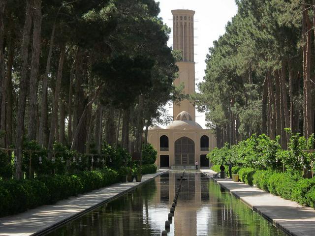 Dowlat Abad garden