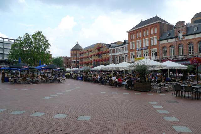 The Market Square terraces are a popular place to linger on a sunny afternoon