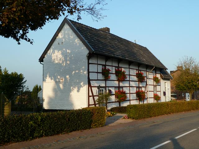 Timber framed houses are a common sight here, with many of them old and listed as monuments.