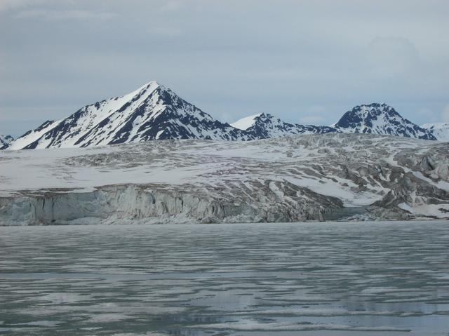 Esmarkbreen Glacier