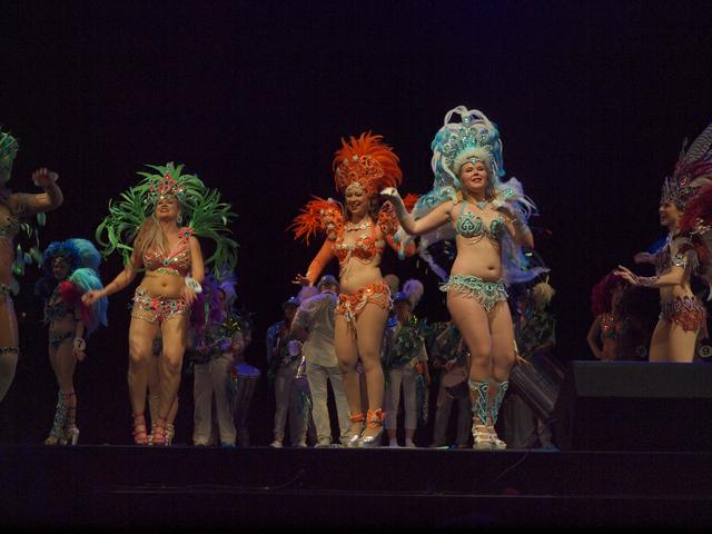 Samba dancers at Festa de Novembro.