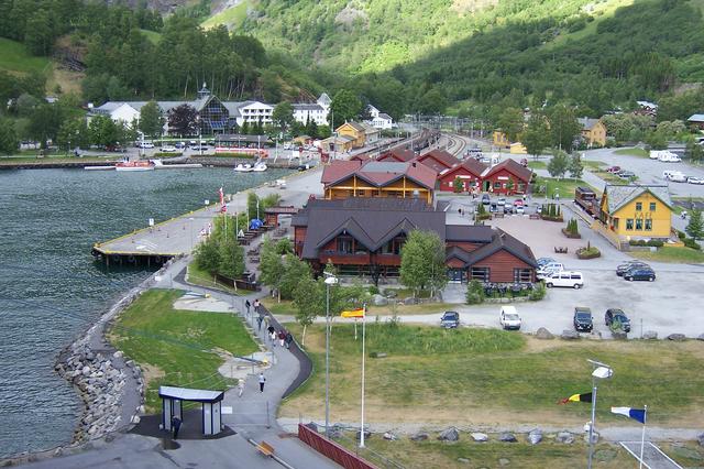 The village of Flåm, 2006