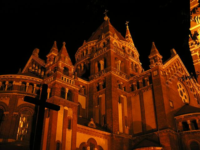 Szeged cathedral at night