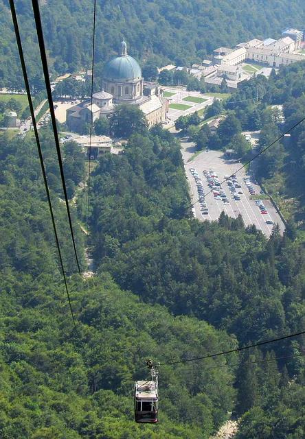 Oropa cableway