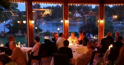  Restaurant in the evening, in the Galiano Oceanfront Inn and Spa