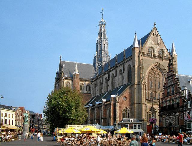 Saint Bavo Church on the market square