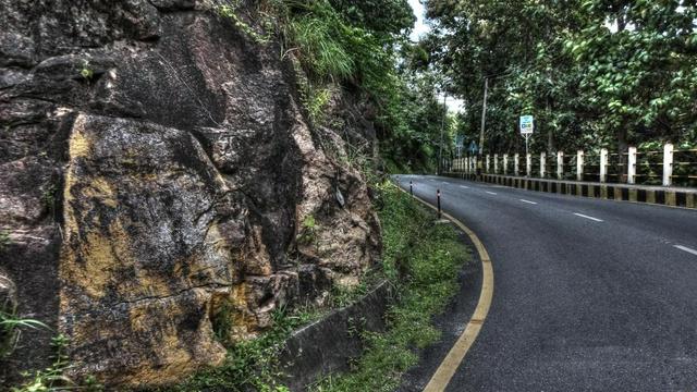 The road to the Kamakhya Temple