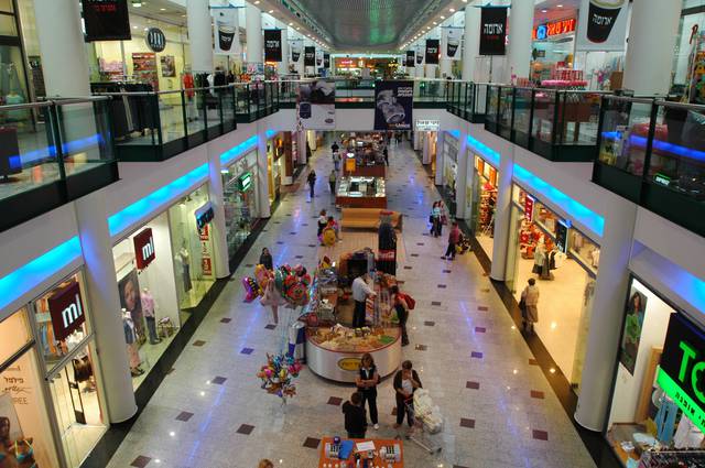 The inside of "Kenyon Haifa" (Haifa mall)