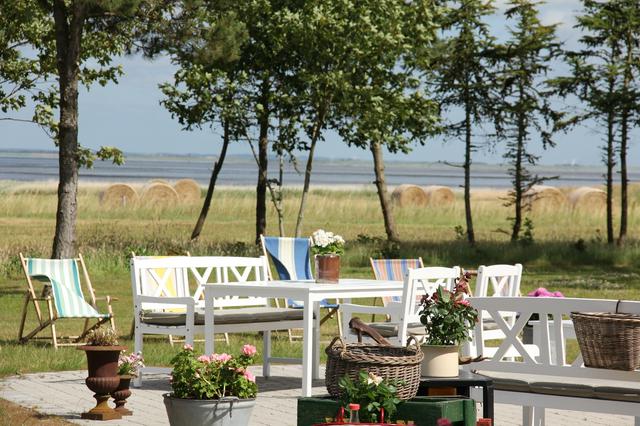 Hattesgaard Cafe Rømø, outside serving