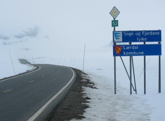 Hemsedal mountain pass on road 52 (late April), county line to Sogn og Fjordane.