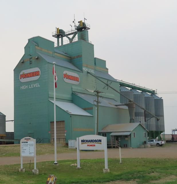  Canada's northernmost grain elevator