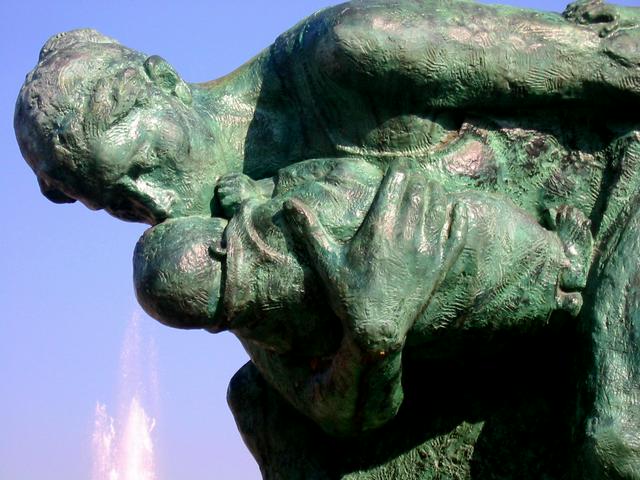 Mother and child, Peace Memorial Park