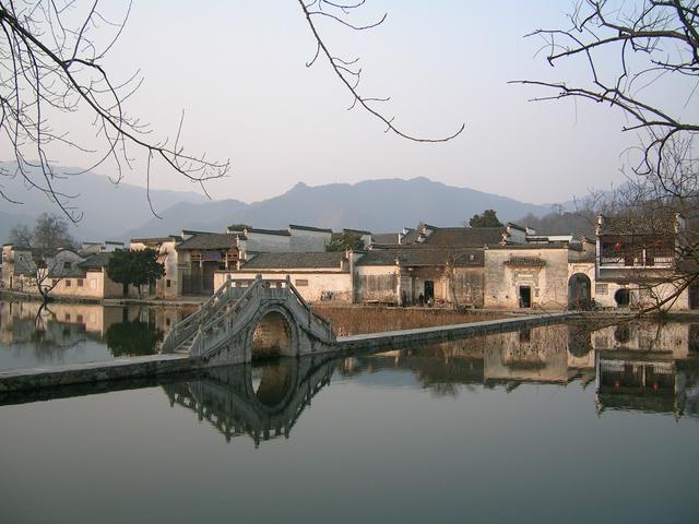 Main entrance to the ancient village of Hongcun